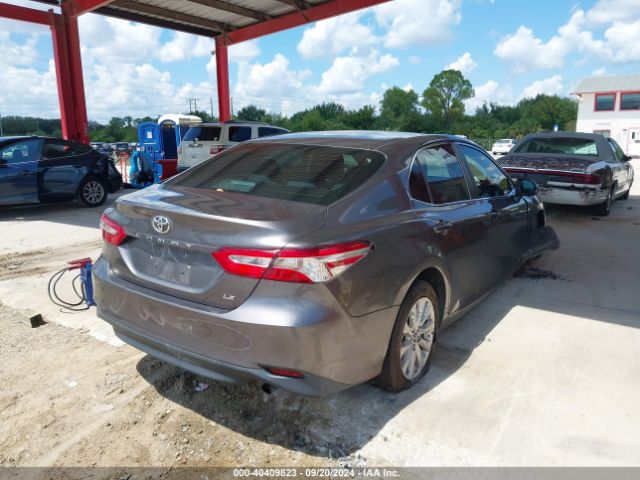 Photo 3 VIN: 4T1B11HK7JU103116 - TOYOTA CAMRY 