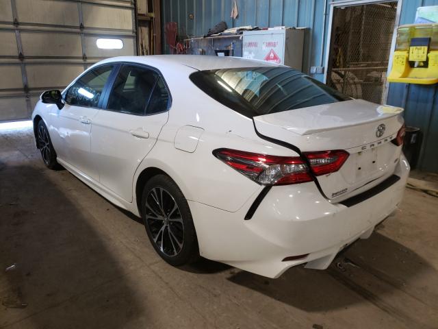 Photo 2 VIN: 4T1B11HK7JU108400 - TOYOTA CAMRY L 