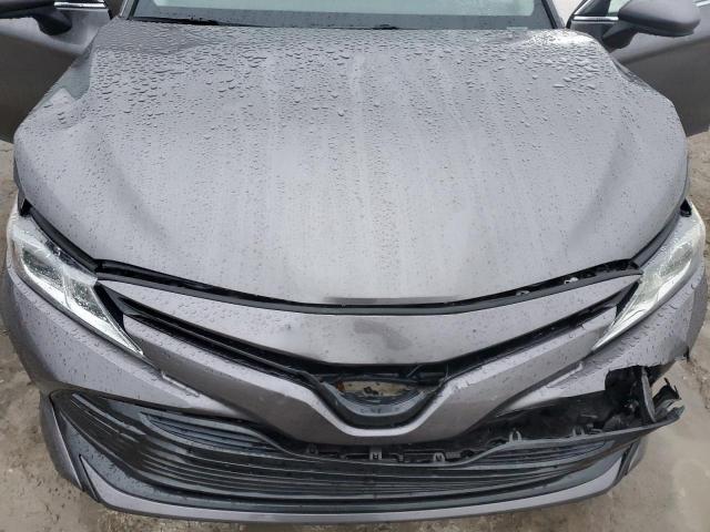 Photo 10 VIN: 4T1B11HK7JU112706 - TOYOTA CAMRY 