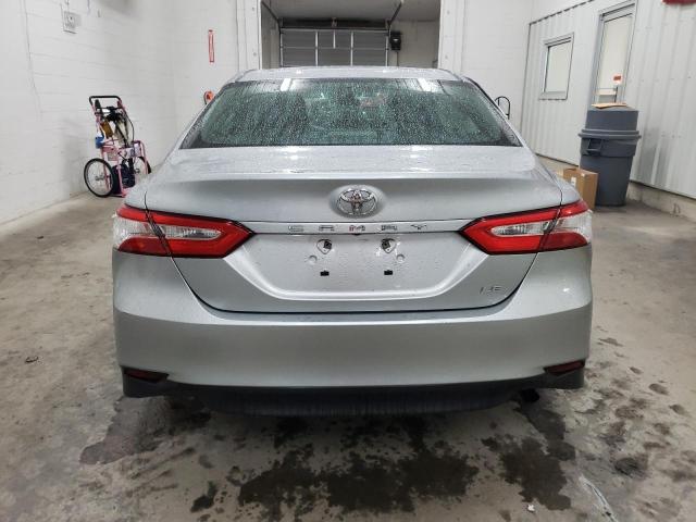 Photo 5 VIN: 4T1B11HK7JU115086 - TOYOTA CAMRY L 