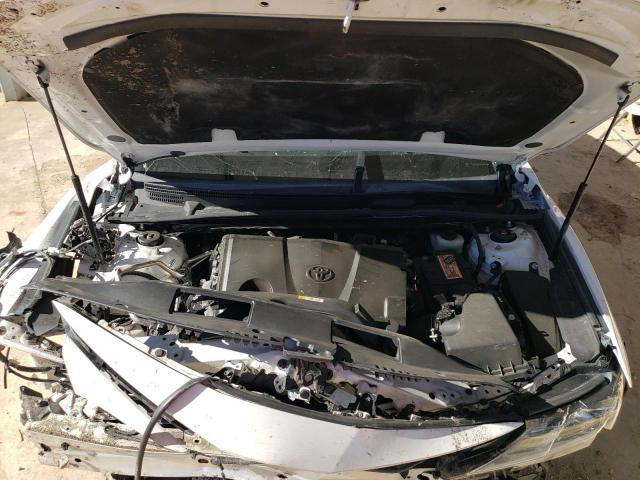 Photo 10 VIN: 4T1B11HK7JU115671 - TOYOTA CAMRY 