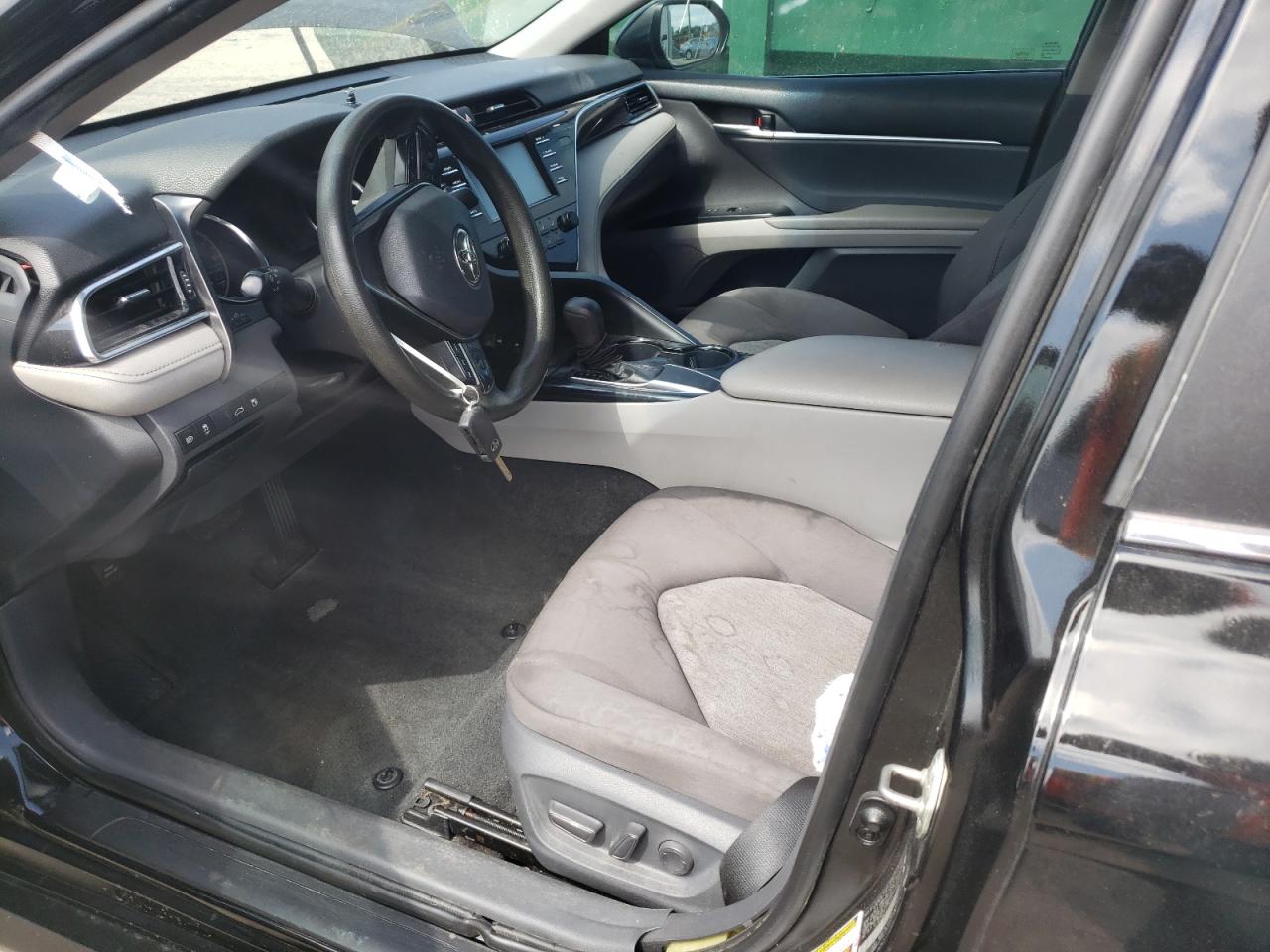 Photo 6 VIN: 4T1B11HK7JU115959 - TOYOTA CAMRY 