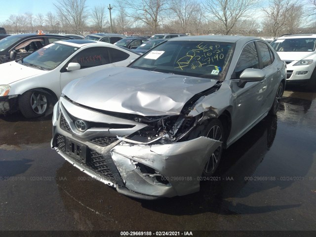 Photo 1 VIN: 4T1B11HK7JU127190 - TOYOTA CAMRY 