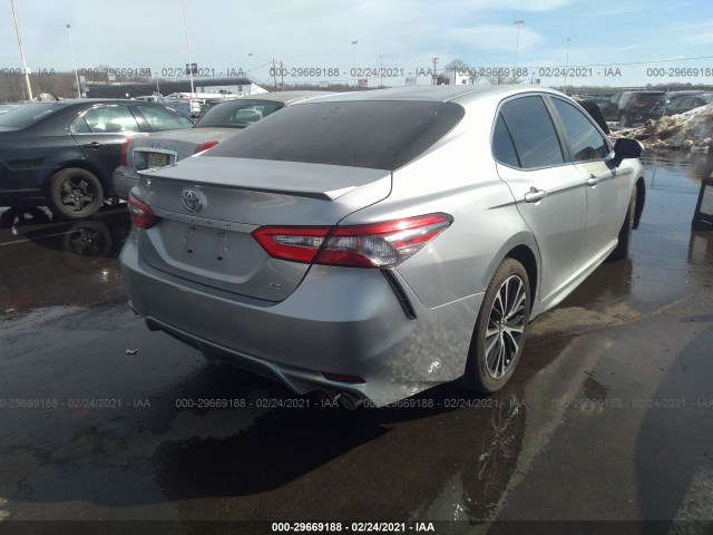 Photo 3 VIN: 4T1B11HK7JU127190 - TOYOTA CAMRY 