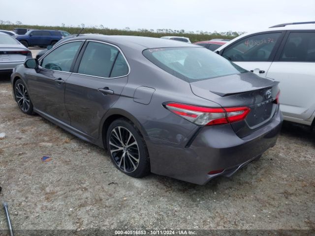 Photo 3 VIN: 4T1B11HK7JU137573 - TOYOTA CAMRY 