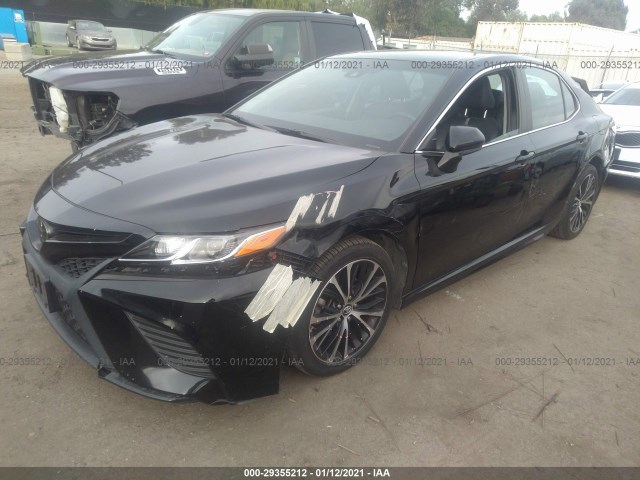 Photo 1 VIN: 4T1B11HK7JU143664 - TOYOTA CAMRY 