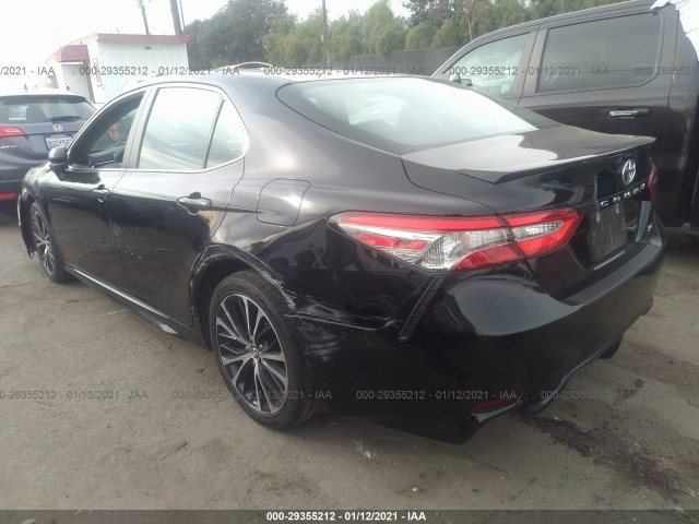 Photo 2 VIN: 4T1B11HK7JU143664 - TOYOTA CAMRY 