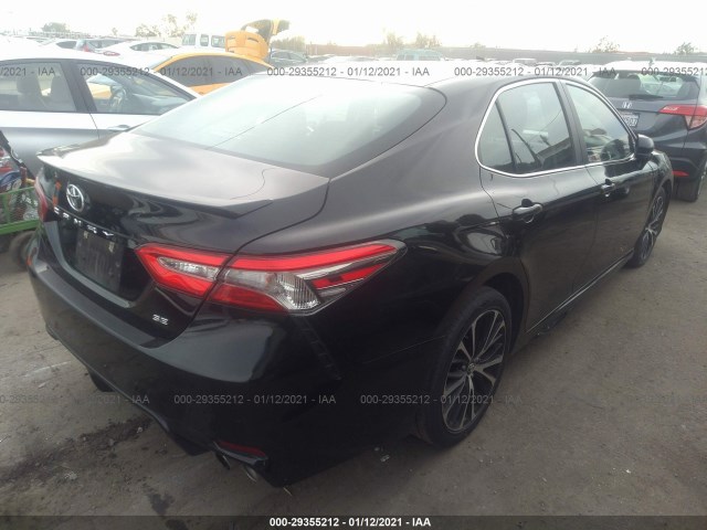 Photo 3 VIN: 4T1B11HK7JU143664 - TOYOTA CAMRY 