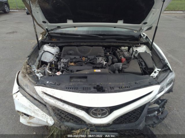 Photo 9 VIN: 4T1B11HK7JU145589 - TOYOTA CAMRY 