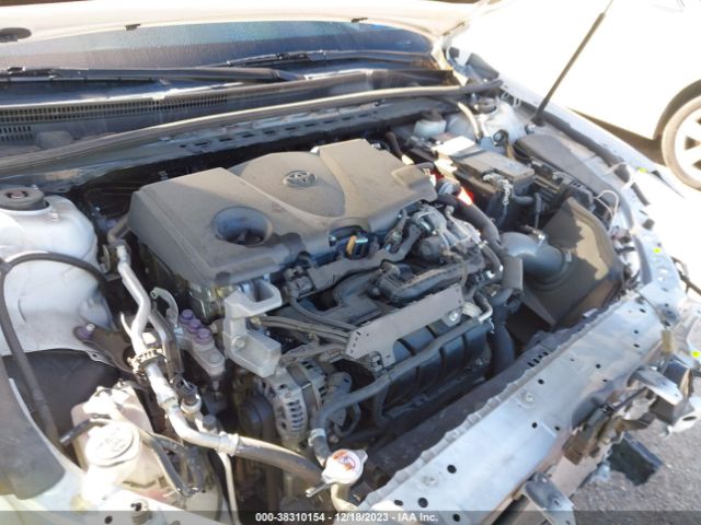 Photo 9 VIN: 4T1B11HK7JU150744 - TOYOTA CAMRY 