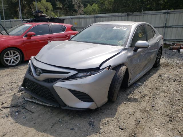 Photo 1 VIN: 4T1B11HK7JU155460 - TOYOTA CAMRY 