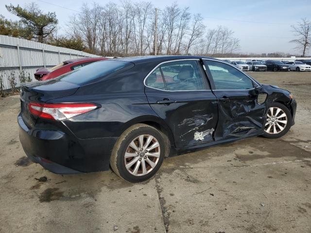 Photo 2 VIN: 4T1B11HK7JU521837 - TOYOTA CAMRY L 