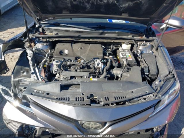 Photo 9 VIN: 4T1B11HK7JU526875 - TOYOTA CAMRY 