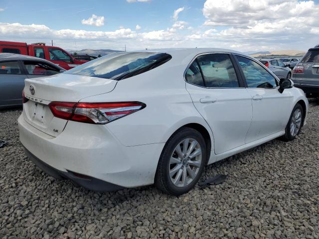 Photo 2 VIN: 4T1B11HK7JU566549 - TOYOTA CAMRY 