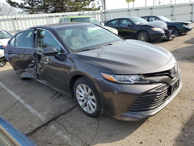 Photo 3 VIN: 4T1B11HK7JU571363 - TOYOTA CAMRY L 