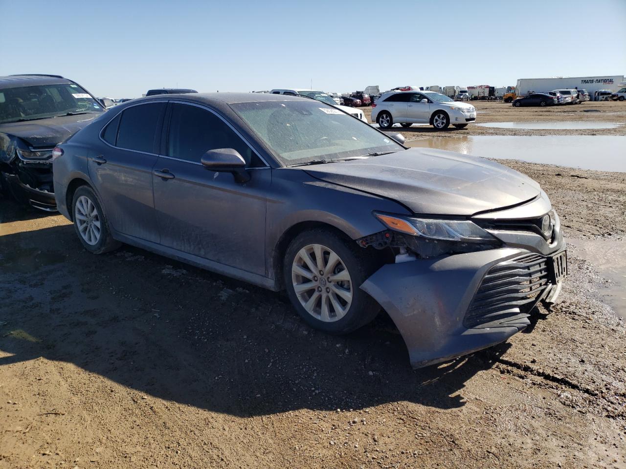 Photo 3 VIN: 4T1B11HK7JU573968 - TOYOTA CAMRY 