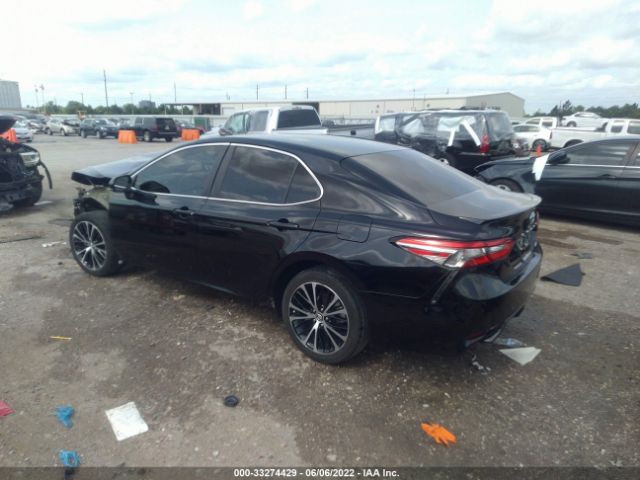 Photo 2 VIN: 4T1B11HK7JU580824 - TOYOTA CAMRY 