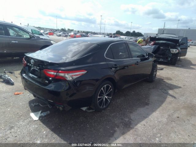 Photo 3 VIN: 4T1B11HK7JU580824 - TOYOTA CAMRY 