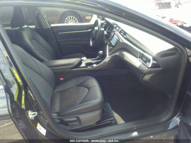 Photo 4 VIN: 4T1B11HK7JU580824 - TOYOTA CAMRY 