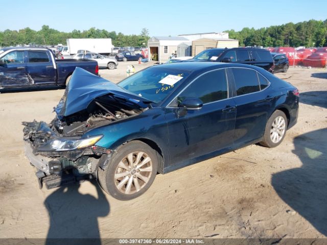 Photo 1 VIN: 4T1B11HK7JU585215 - TOYOTA CAMRY 