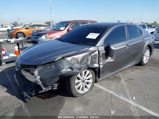 Photo 1 VIN: 4T1B11HK7JU592889 - TOYOTA CAMRY 