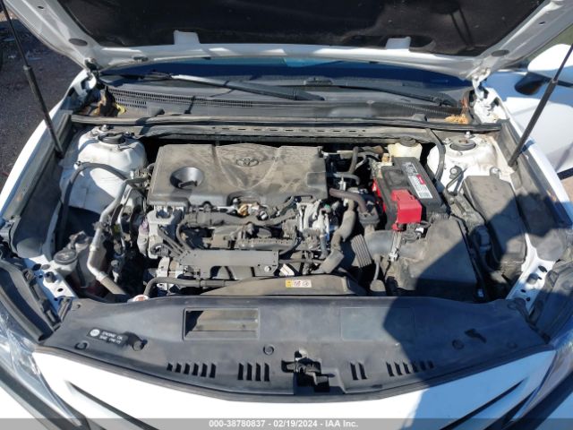 Photo 9 VIN: 4T1B11HK7JU594870 - TOYOTA CAMRY 