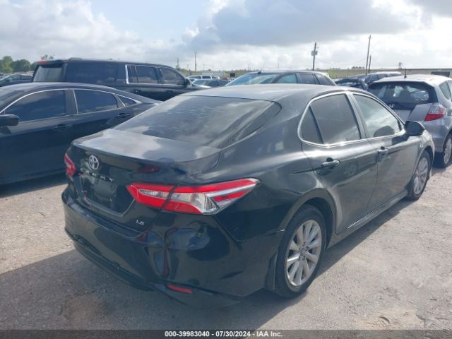 Photo 3 VIN: 4T1B11HK7JU597526 - TOYOTA CAMRY 