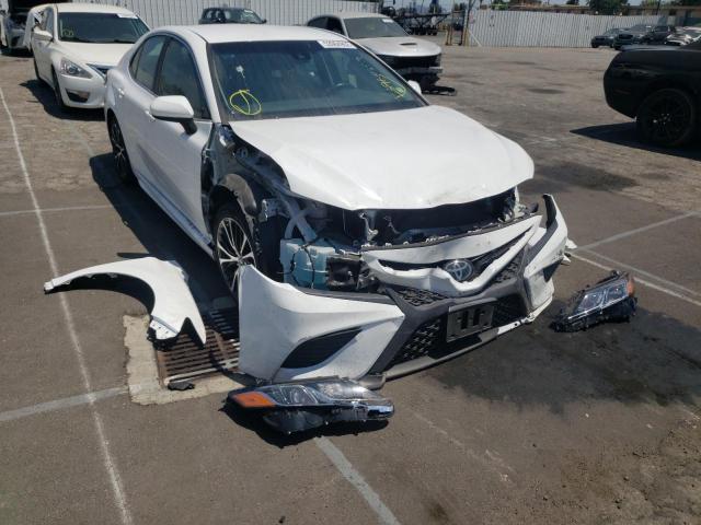 Photo 8 VIN: 4T1B11HK7JU607181 - TOYOTA CAMRY L 