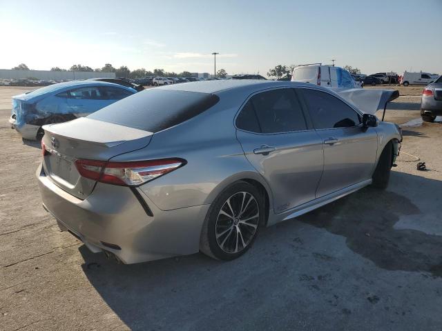 Photo 2 VIN: 4T1B11HK7JU615698 - TOYOTA CAMRY L 