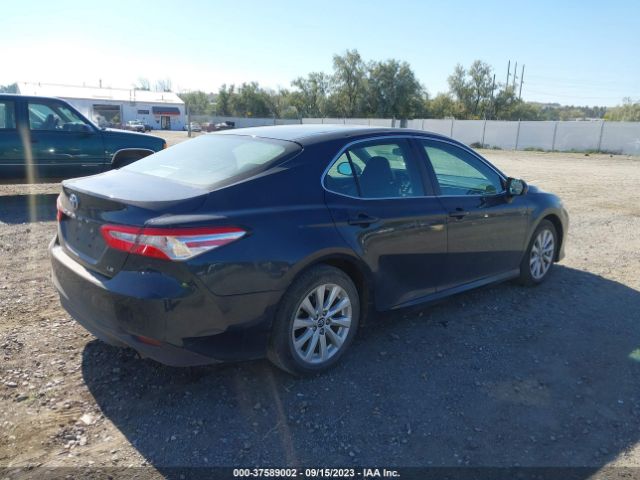 Photo 3 VIN: 4T1B11HK7JU615894 - TOYOTA CAMRY 