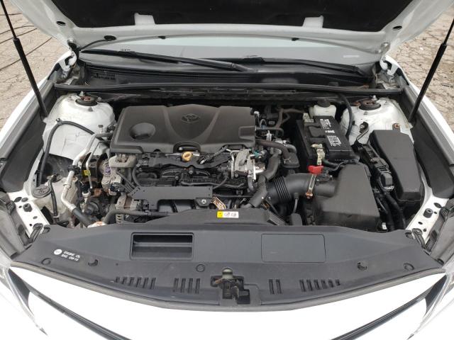 Photo 10 VIN: 4T1B11HK7JU620982 - TOYOTA CAMRY L 