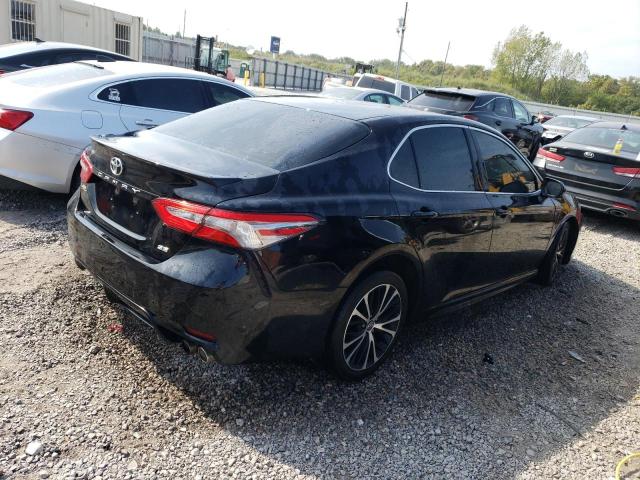 Photo 2 VIN: 4T1B11HK7JU630945 - TOYOTA CAMRY 