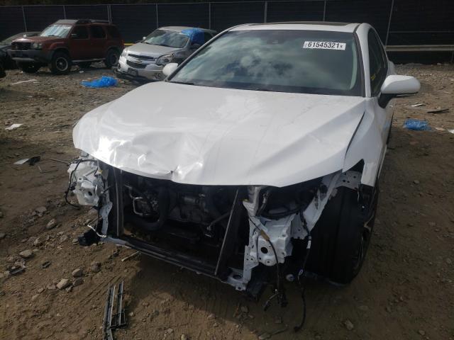 Photo 8 VIN: 4T1B11HK7JU637488 - TOYOTA CAMRY L 