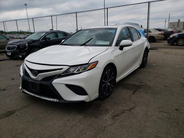 Photo 1 VIN: 4T1B11HK7JU667462 - TOYOTA CAMRY L 