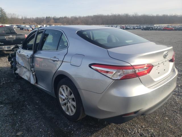 Photo 2 VIN: 4T1B11HK7JU668014 - TOYOTA CAMRY L 