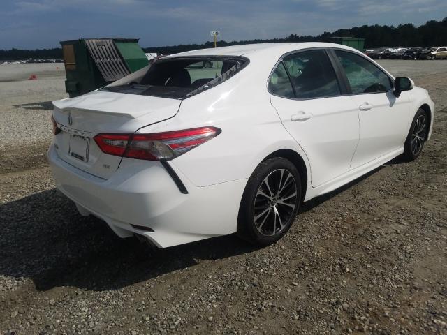 Photo 3 VIN: 4T1B11HK7JU669745 - TOYOTA CAMRY L 