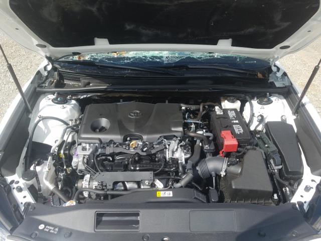 Photo 6 VIN: 4T1B11HK7JU669745 - TOYOTA CAMRY L 