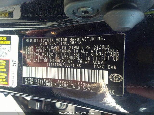 Photo 8 VIN: 4T1B11HK7JU674086 - TOYOTA CAMRY 