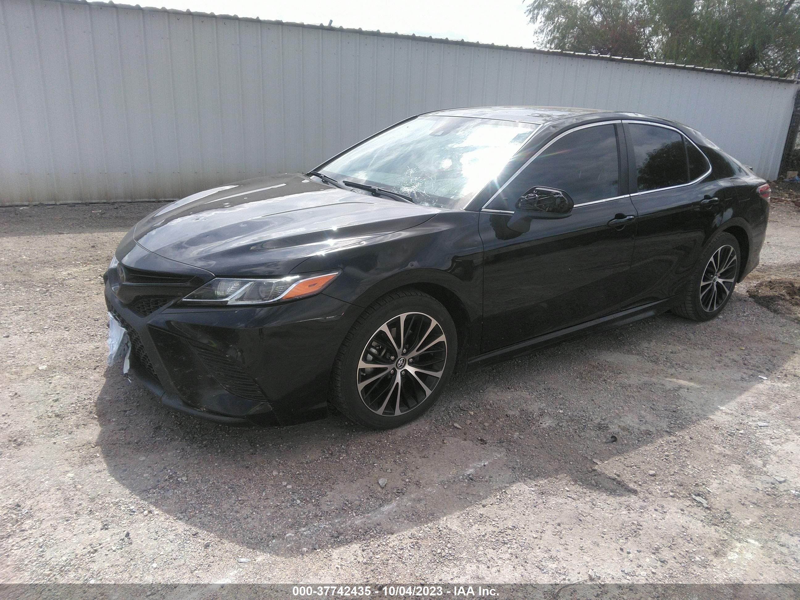 Photo 1 VIN: 4T1B11HK7KU247413 - TOYOTA CAMRY 