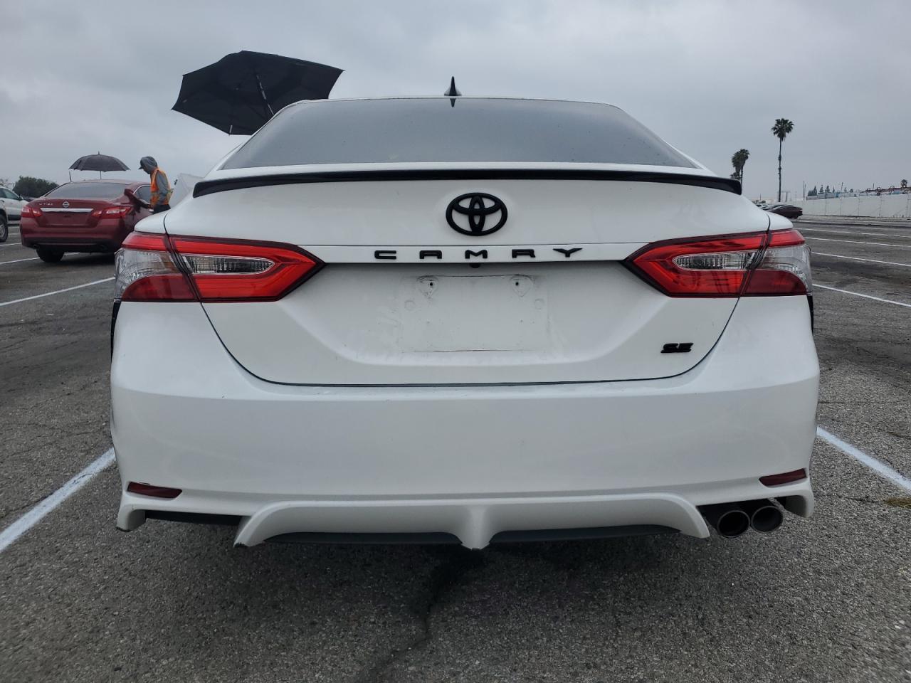 Photo 5 VIN: 4T1B11HK7KU259559 - TOYOTA CAMRY 