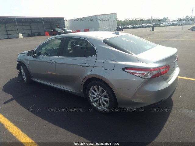 Photo 2 VIN: 4T1B11HK7KU265281 - TOYOTA CAMRY 