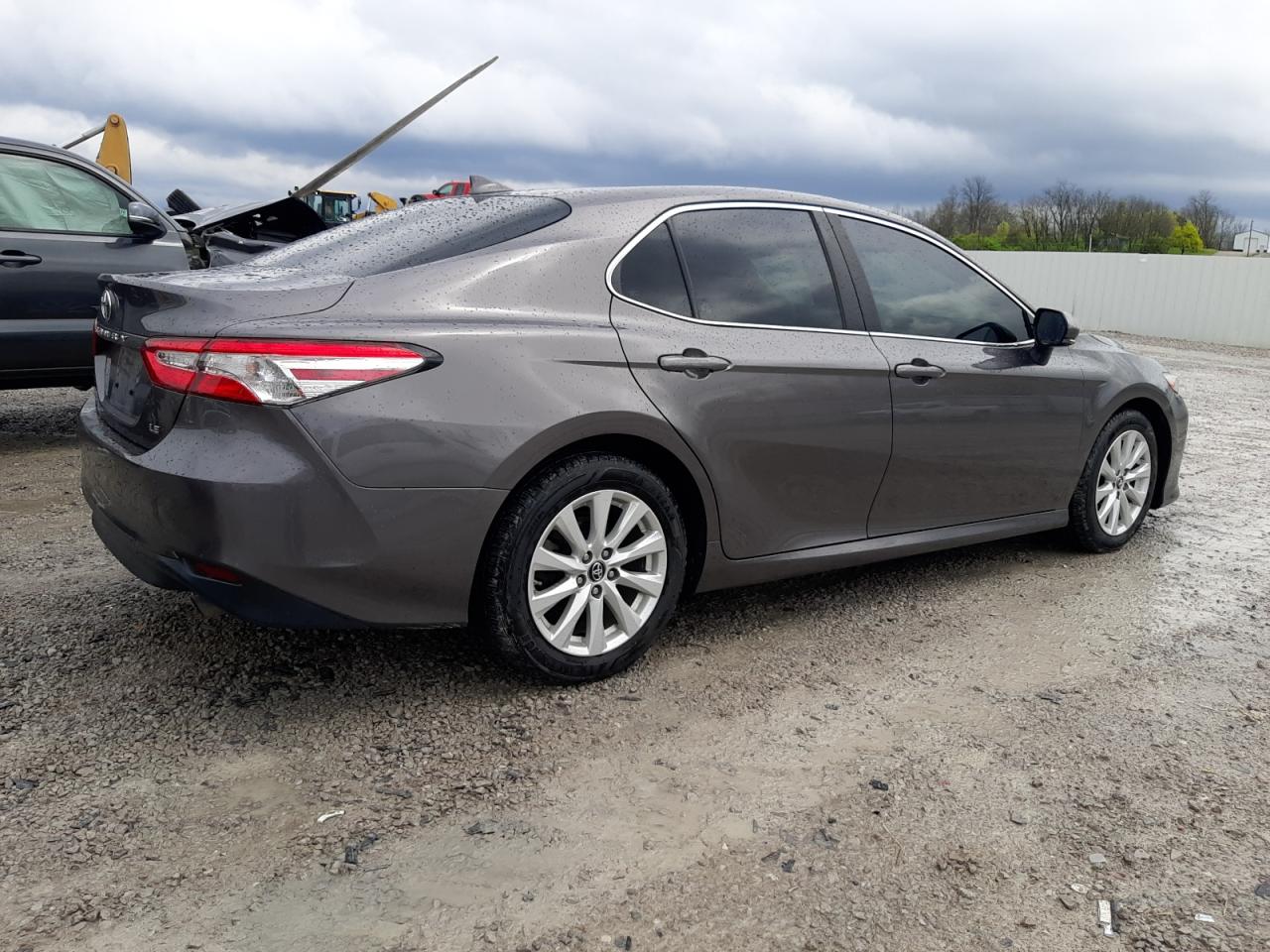 Photo 2 VIN: 4T1B11HK7KU287331 - TOYOTA CAMRY 