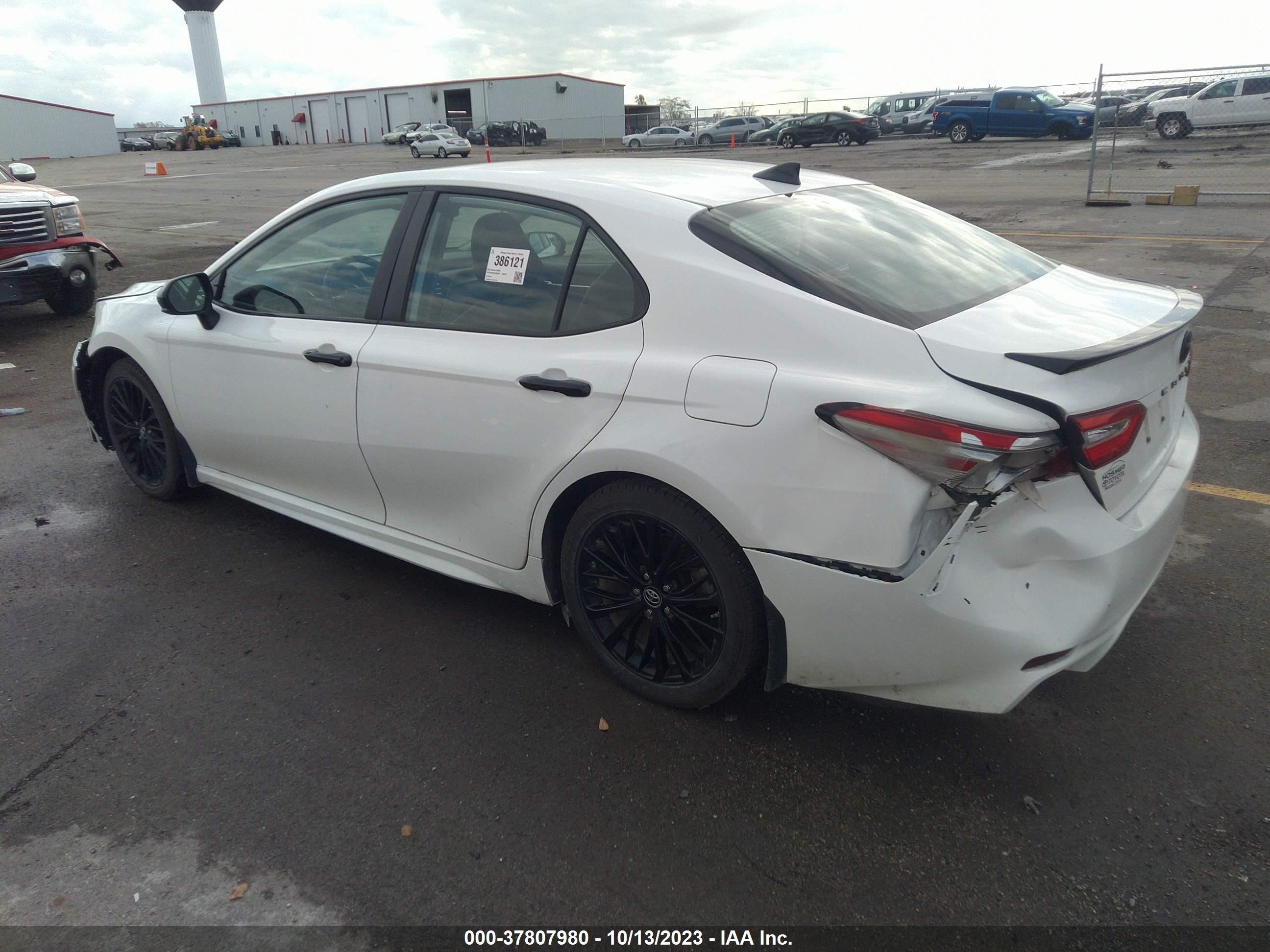 Photo 13 VIN: 4T1B11HK7KU295543 - TOYOTA CAMRY 