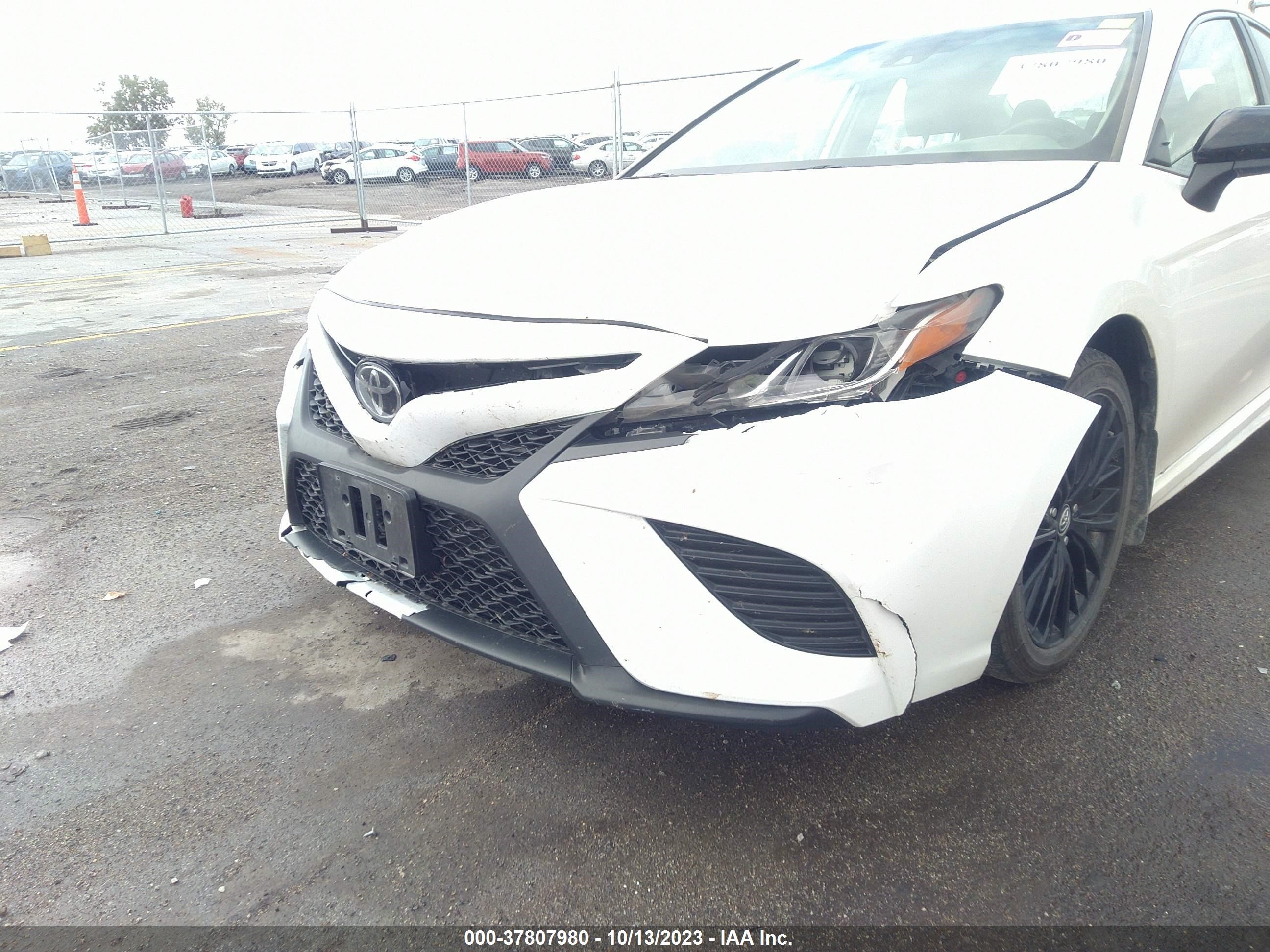 Photo 5 VIN: 4T1B11HK7KU295543 - TOYOTA CAMRY 