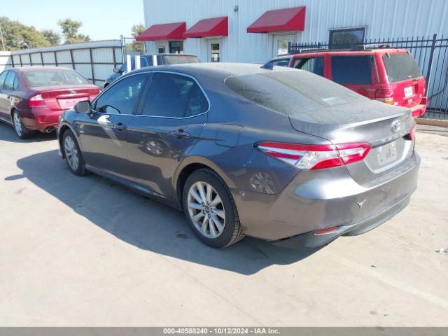 Photo 2 VIN: 4T1B11HK7KU689575 - TOYOTA CAMRY 