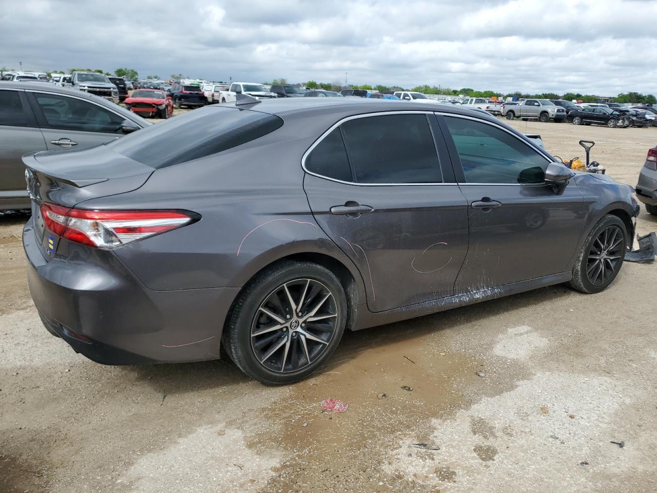 Photo 2 VIN: 4T1B11HK7KU738645 - TOYOTA CAMRY 