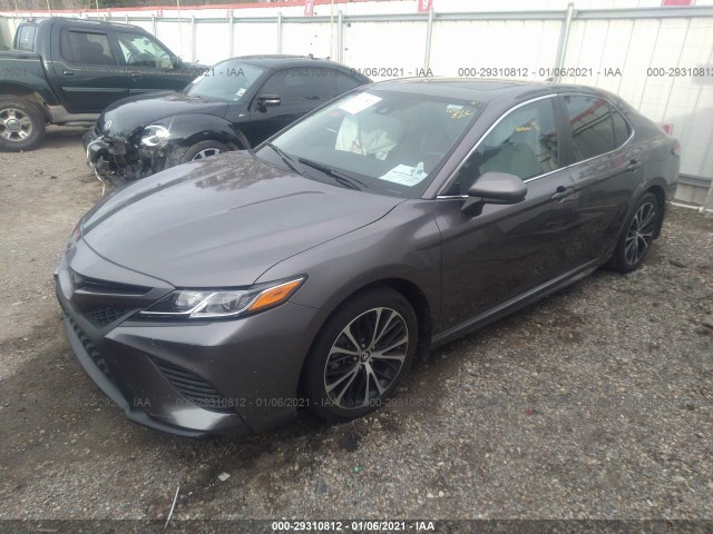 Photo 1 VIN: 4T1B11HK7KU749323 - TOYOTA CAMRY 