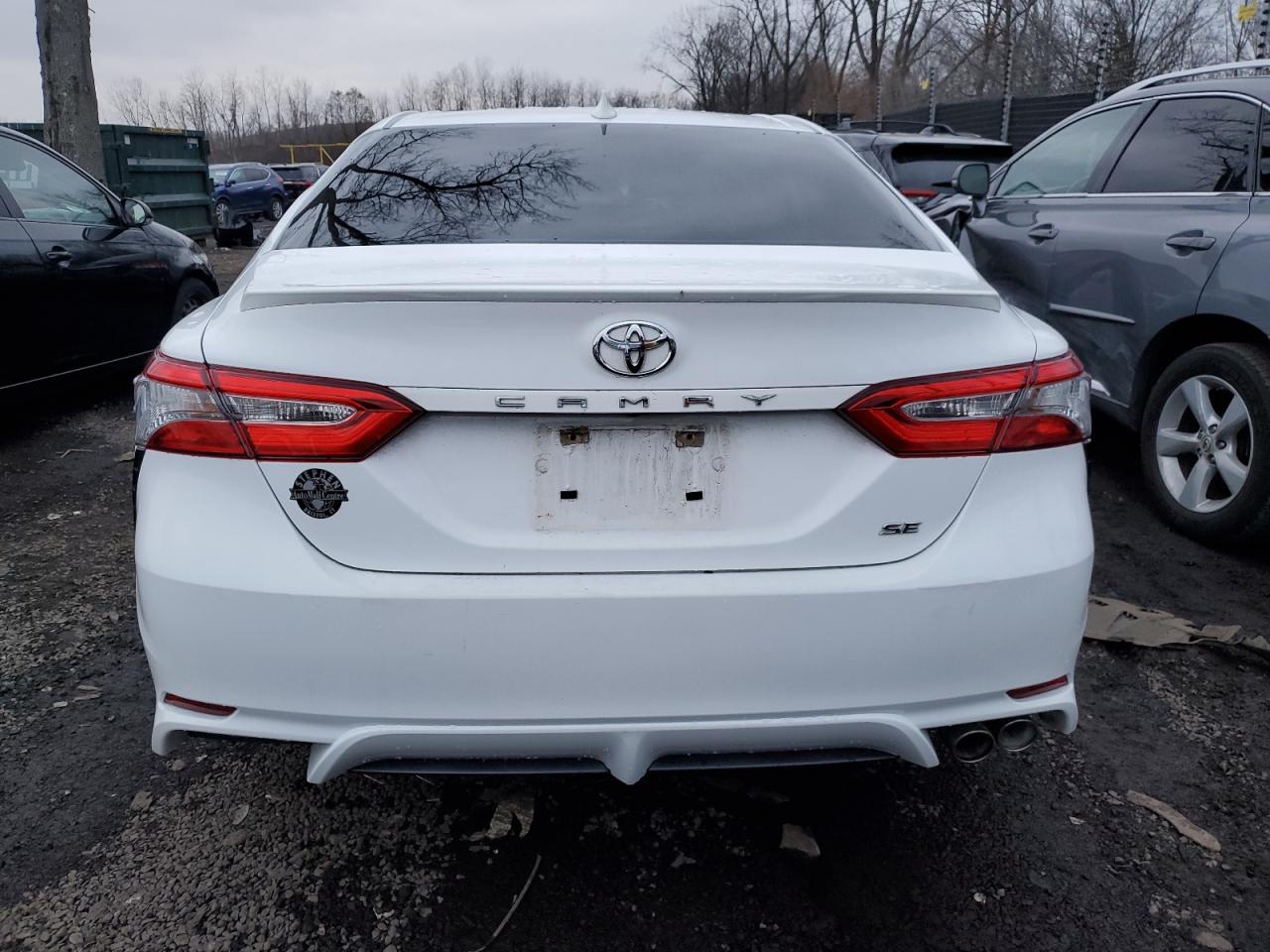 Photo 5 VIN: 4T1B11HK7KU777591 - TOYOTA CAMRY 