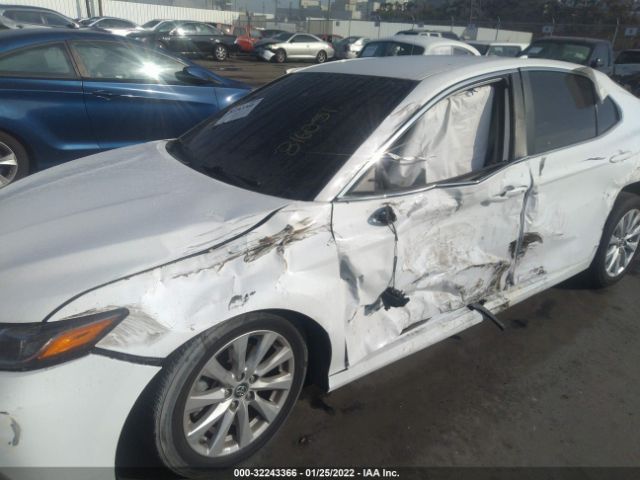 Photo 5 VIN: 4T1B11HK7KU816051 - TOYOTA CAMRY 