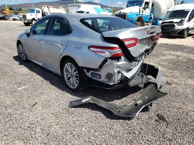 Photo 2 VIN: 4T1B11HK8JU006488 - TOYOTA CAMRY L 